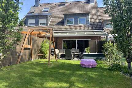 Haus zum Kaufen in Solingen 455.000,00 € 104 m²
