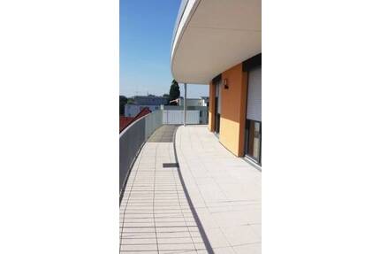 Exklusive 3,5 Zi. - Whg. mit umläufigem Balkon, barrierefrei, mit allem Komfort - Bad Krozingen