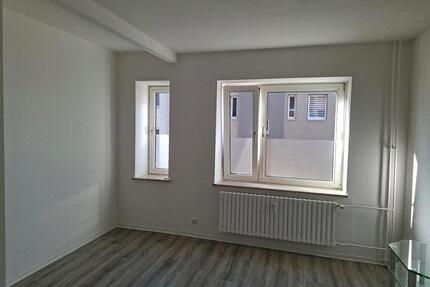 WG-Zimmer frei – 400€ all inclusive - Kiel Gaarden-Ost