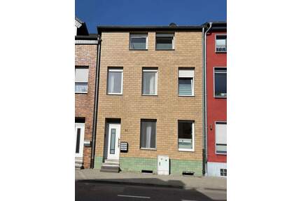 Mehrfamilienhaus - 380.000,00&nbsp;EUR Kaufpreis, ca.&nbsp; 168,00&nbsp;m&sup2;&nbsp;Wohnfl&auml;che in Würselen (PLZ: 52146)