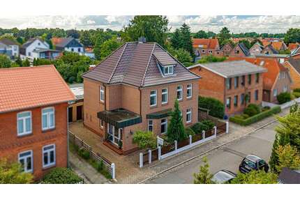 Haus zum Kaufen in Büdelsdorf 390.000,00 € 256.51 m²