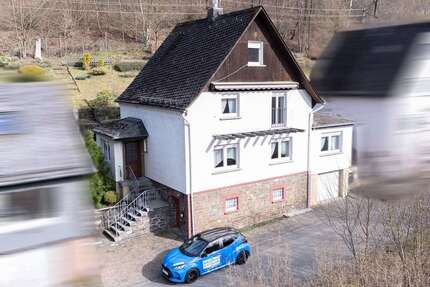 Haus zum Kaufen in Daaden 108.000,00 € 130 m²