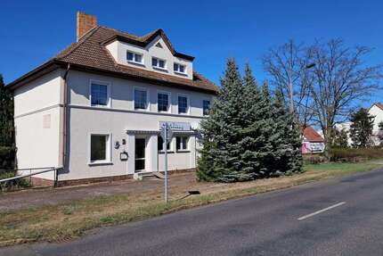 Haus zum Kaufen in Eisenhüttenstadt 265.000,00 € 254 m²