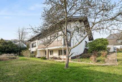 Haus zum Kaufen in Freudenberg 425.000,00 € 225 m²