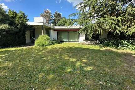 Haus zum Kaufen in Düren 860.000,00 € 271 m²