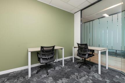 Privater Büroraum für 3 Person in Regus Friedrich-Henning Straße - Metzingen