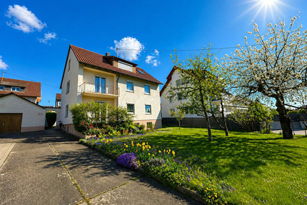In Bestlage - Renovierungsbedürftiges 3-Familienhaus auf einem über 6 ar gr. Grundstück - Filderstadt Bernhausen
