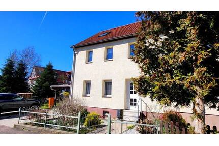 Charmantes Familienhaus mit Garten & Carport - Frohburg Greifenhain