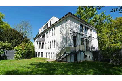 Wohnung zum Mieten in Bad Lippspringe 1.900,00 € 189 m²
