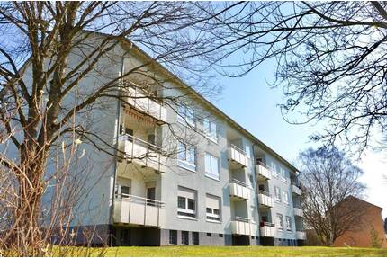Charmante 3-ZKB mit Balkon in ruhiger, grüner Lage - Korbach
