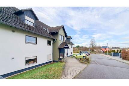 2-Zimmer-Wohnung mit Balkon im Grünen! - Gersdorf