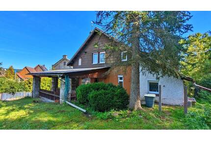 Reihenendhaus mit Potenzial - 49.000,00&nbsp;EUR Kaufpreis, ca.&nbsp; 120,00&nbsp;m&sup2;&nbsp;Wohnfl&auml;che in Hildburghausen (PLZ: 98646) Häselrieth