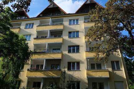 Friedenau: 2-Zi-Whg. bezugsfrei, Südbalkon, Aufzug, Stellplatz nahe Bundesplatz - Berlin