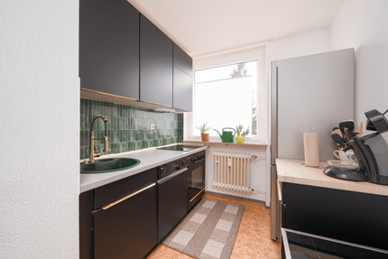 Gut vermietete 2-Zimmer-Wohnung mit Loggia in beliebter Wohnlage - Nürnberg Neuröthenbach