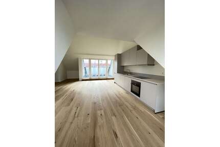 Wohnung zum Mieten in Berlin 2.035,25 € 81.41 m²