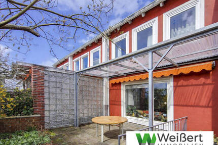 Familienfreundliches Mittelreihenhaus mit Garten, Sauna und eigener Garage - Itzehoe