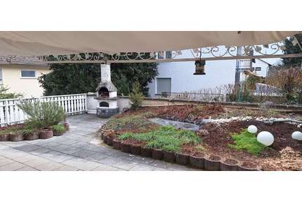 Haus zum Kaufen in Walluf 980.000,00 € 250 m²