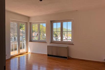 4-Zimmer Wohnung mit Balkon - 620,00&nbsp;EUR Kaltmiete, ca.&nbsp; 78,00&nbsp;m&sup2; in Oberndorf am Neckar (PLZ: 78727)
