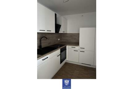 Perfekte Dachwohnung im Neubau! EBK, Lift und Erstbezug! - Arnsdorf