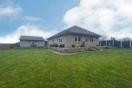 Haus zum Kaufen in Boren 549.000,00 € 147.89 m²