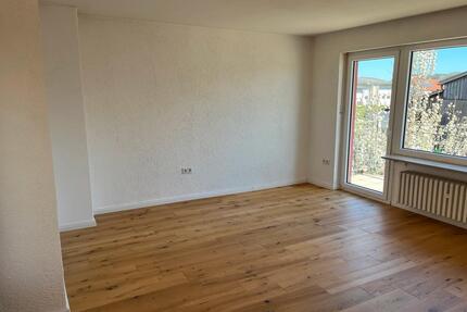 Schöne helle Wohnung 1. OG - 980,00&nbsp;EUR Kaltmiete, ca.&nbsp; 110,00&nbsp;m&sup2; in Marktsteft (PLZ: 97342)