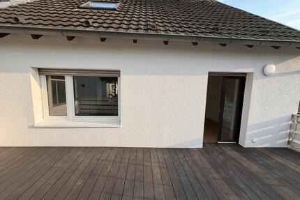 Wohnung zu vermieten - 1.100,00&nbsp;EUR Kaltmiete, ca.&nbsp; 85,00&nbsp;m&sup2; in Mönchengladbach (PLZ: 41238) Süd