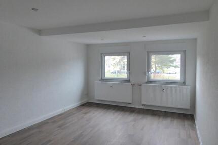 Zentrumsnahe 4 Zimmer Küche Bad Dachgeschosswohnung über 2 Etagen - Bad Bergzabern