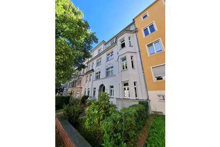 Wohnung zum Kaufen in Chemnitz 72.000,00 € 70 m²