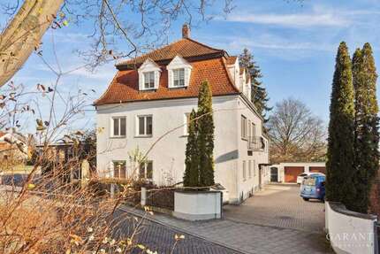 Haus zum Kaufen in Gersthofen 1.540.000,00 € 450 m²