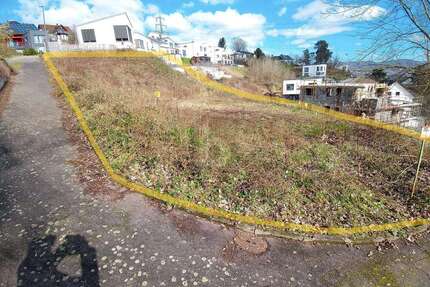 Grundstück zu verkaufen in Saarburg 109.000,00 € 800 m²