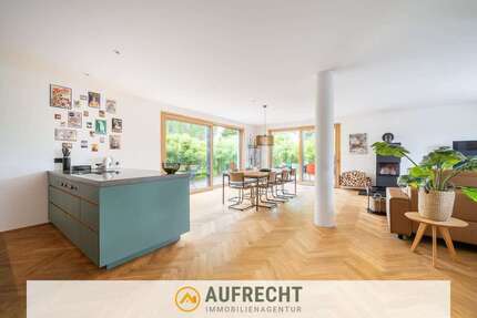 Haus zum Kaufen in Karlsfeld 1.599.800,00 € 215.57 m²
