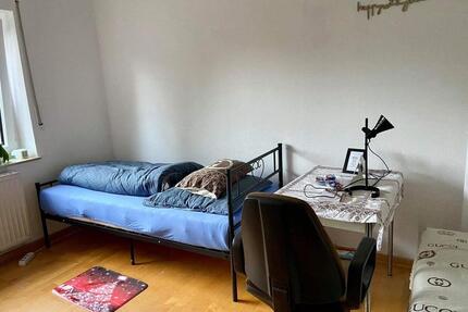 WG in Detmold für KURZENZEIT ( In der nähe vom KLINIKUM LIPPE)