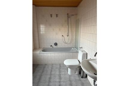 Helle 3,5 Zimmer, Maisonette Wohnung in Brüggen