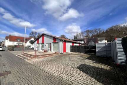 Haus zum Mieten in Biedenkopf 1.960,00 €