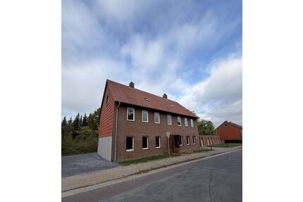 Attraktives Mehrfamilienhaus mit Entwicklungspotenzial in Frellstedt - 4 Wohneinheiten möglich! - Helmstedt_Kreis Meinkot