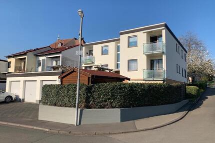 Helle & geräumige Ferienwohnung in Wetter Stadt (84qm) bis 6 Pers - Wetter (Hessen)