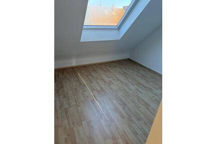 Gemütliche Dachwohnung zentrumsnah Nähe HTW - Saarbrücken Neue Bremm