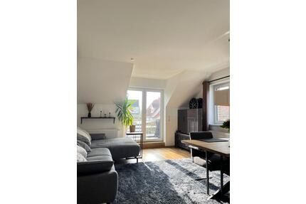 Moderne 3-Zimmer-Maisonette mit Südbalkon, Carport & Klimaanlage - Tostedt