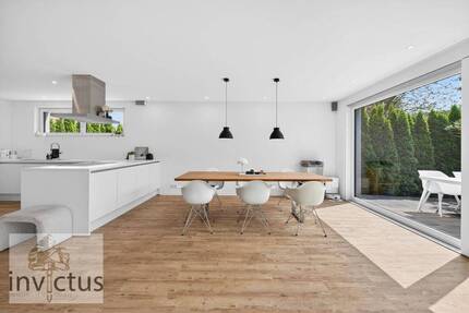 Großzügiges Wohnen, großer Garten, Doppelgarage und Nebengebäude in Gundelsheim - Energieklasse A+