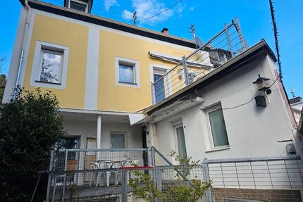 HAUS MIT 6 WOHNEINHEITEN, 2 TERRASSEN UND KELLER - Saarbrücken Brebach-Fechingen