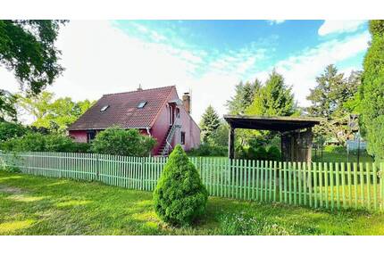 Einfamilienhaus zwischen drei Seen in traumhafter Außenlage von Fürstenberg an der Havel