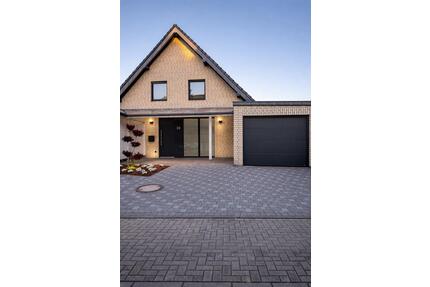 Wohnen wie im Eigenheim: 170 m² Haus mit Premium-Ausstattung - Langerwehe