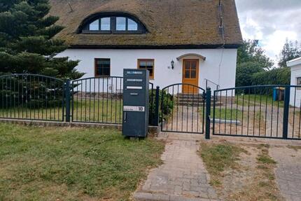 Dachgeschosswohnung 3 Räume - 1.100,00&nbsp;EUR Kaltmiete, ca.&nbsp; 96,00&nbsp;m&sup2; in Prohn (PLZ: 18445)