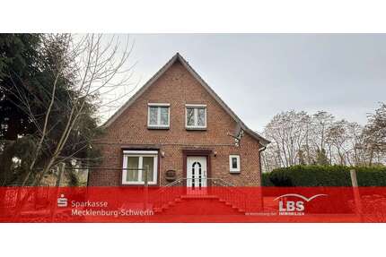 Haus zum Kaufen in Lübz 169.000,00 € 119 m²