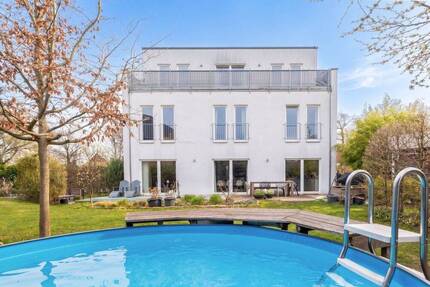 Modernes und energieeffizientes Haus mit Garten in Kladow - Berlin