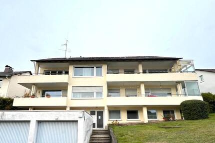 Moderne 2-Zimmer-Wohnung mit Balkon, Einbauküche & Garage - Bad Pyrmont