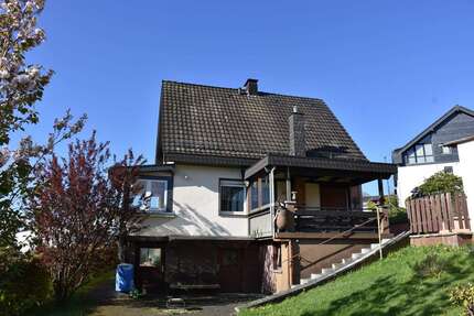Haus zum Kaufen in Overath 398.000,00 € 145 m²