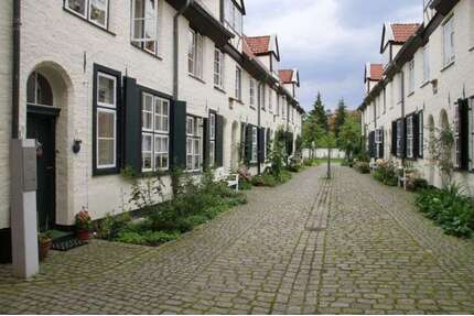 Wohnung zum Mieten in Lübeck 385,01 € 38.12 m²