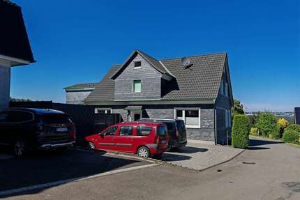 Haus zum Kaufen in Wermelskirchen 549.000,00 € 217 m²