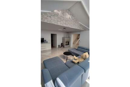 Modernes Mehrfamilienhaus in ruhiger Lage - teilsaniert - Friesenheim Oberschopfheim